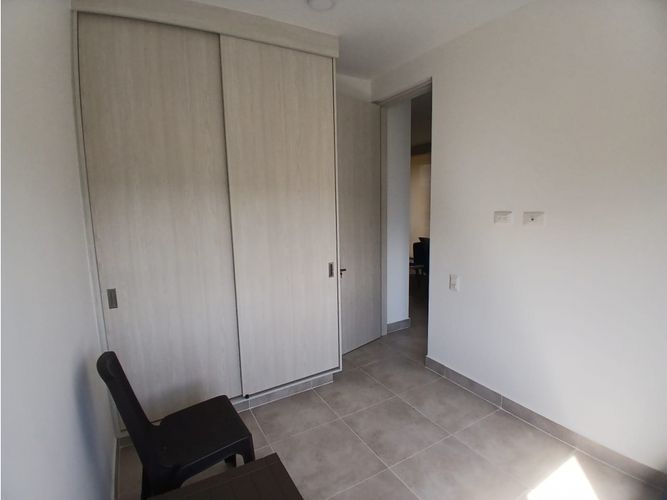 Apartamento de 3 alcobas en venta en Ricaurte, 64 m² · foto 17 de 24