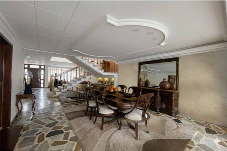 Casa de 4 alcobas en venta en Estoril, Bogotá, 302 m² · foto 3 de 24