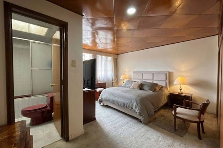 Casa de 4 alcobas en venta en Estoril, Bogotá, 302 m² · foto 18 de 24