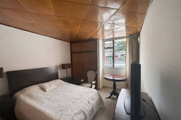 Casa de 4 alcobas en venta en Estoril, Bogotá, 302 m² · foto 19 de 24