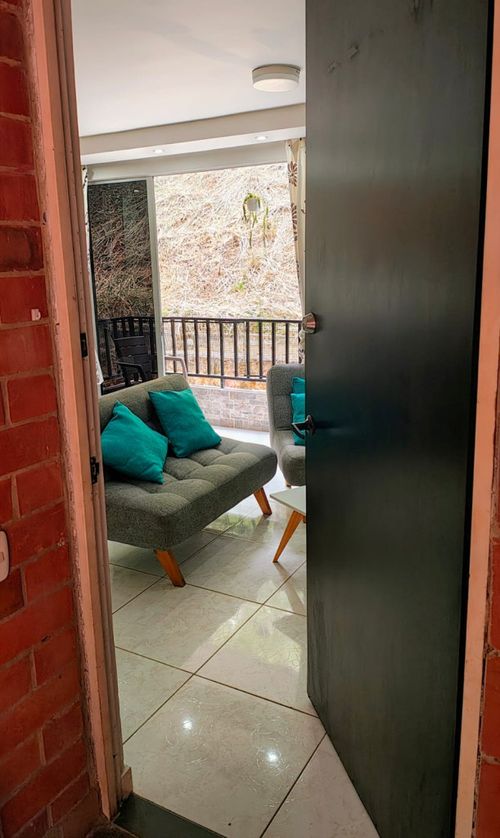 Apartamento de 3 alcobas en venta en Altos De Menga, Cali, 55 m² · foto 10 de 15