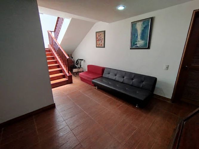 Casa de 3 alcobas en venta en Casa Blanca, Bogotá, 636 m² · foto 13 de 24