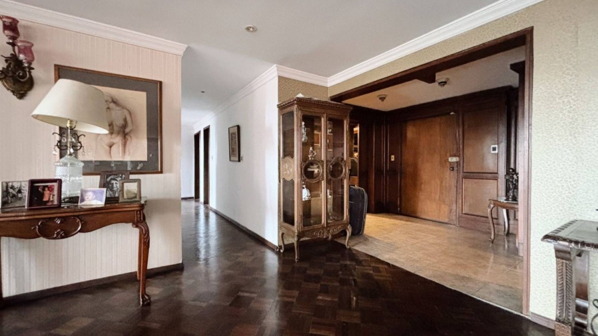 Apartamento en venta en Los Rosales, Bogotá · foto 7 de 24