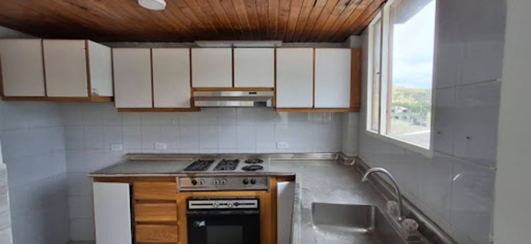 Casa de 9 alcobas en venta en La Portada, La Calera, 657 m² · foto 18 de 20