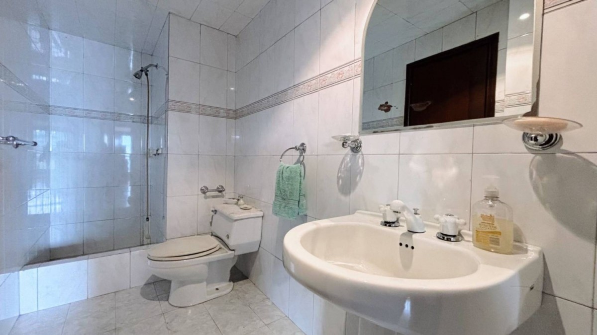 Apartamento en venta en Los Rosales, Bogotá · foto 18 de 24