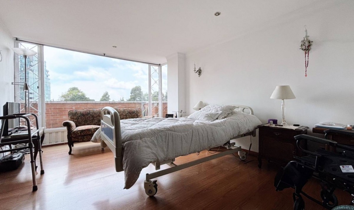 Apartamento en venta en Los Rosales, Bogotá · foto 24 de 24