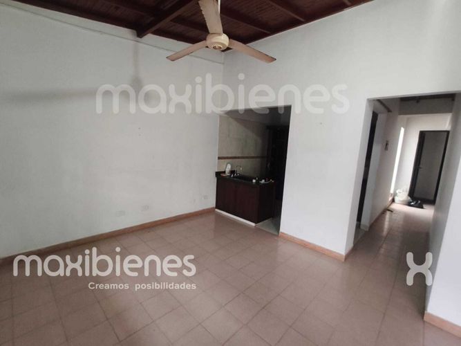 Casa de 3 alcobas en arriendo en Parroquial, Apartado, 150 m² · foto 2 de 24