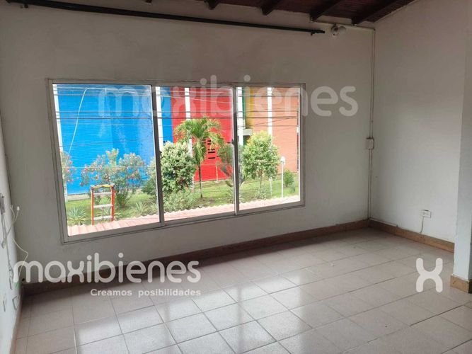Casa de 3 alcobas en arriendo en Parroquial, Apartado, 150 m² · foto 6 de 24