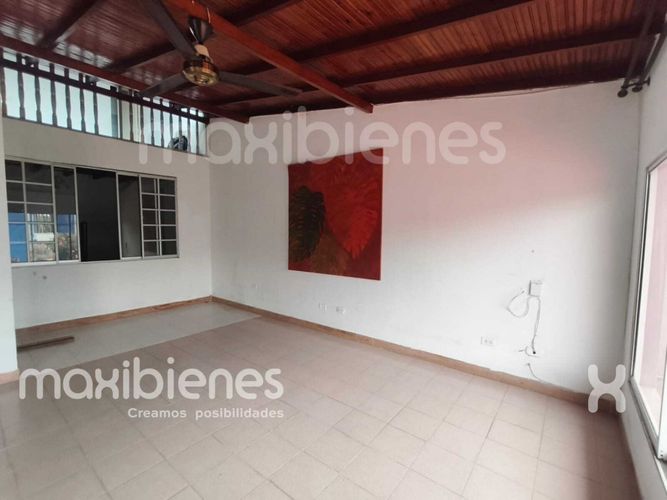 Casa de 3 alcobas en arriendo en Parroquial, Apartado, 150 m² · foto 7 de 24