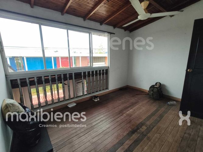 Casa de 3 alcobas en arriendo en Parroquial, Apartado, 150 m² · foto 11 de 24