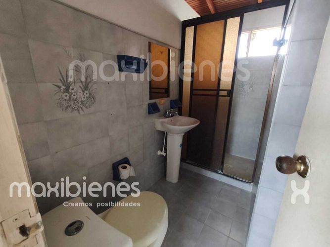 Casa de 3 alcobas en arriendo en Parroquial, Apartado, 150 m² · foto 12 de 24
