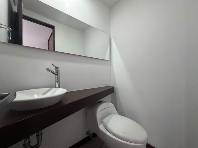 Apartamento de 3 alcobas en arriendo en El Tesoro, Medellín, 136 m² · foto 16 de 19