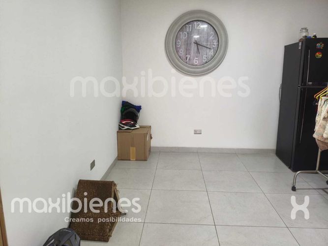 Apartamento de 2 alcobas en venta en El Salvador, Apartado, 60 m² · foto 2 de 24