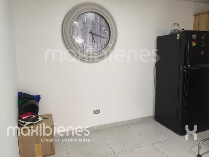 Apartamento de 2 alcobas en venta en El Salvador, Apartado, 60 m² · foto 8 de 24