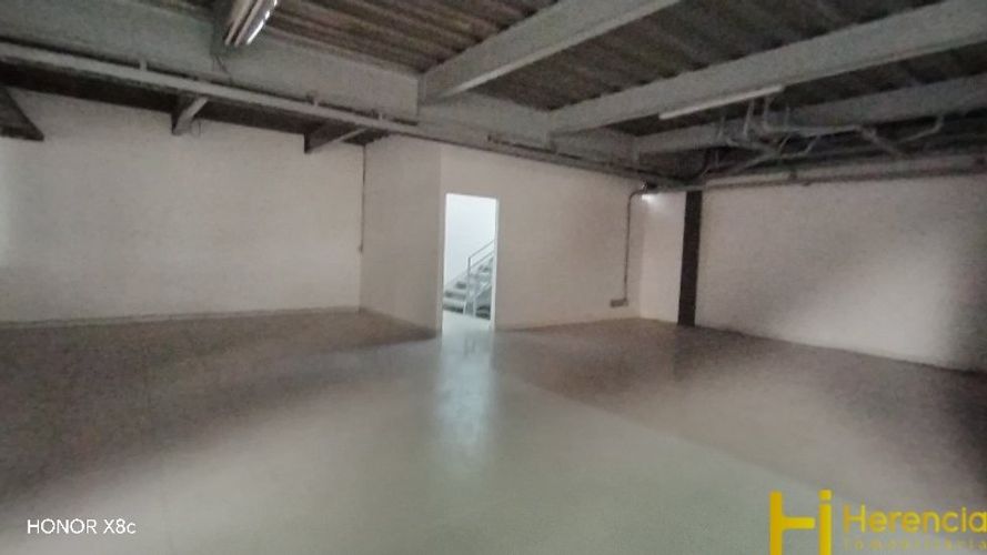 Bodega en arriendo en La Esmeralda, Itagüí, 2039 m² · foto 10 de 22