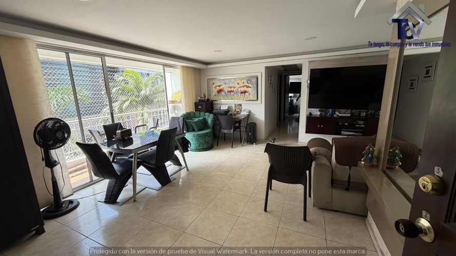 Apartamento de 3 alcobas en venta en El Tejar, Bucaramanga, 78 m² · foto 2 de 9