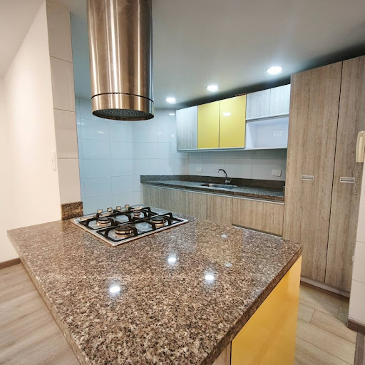 Apartamento en venta en Santa Barbara, Bogotá · foto 4 de 13