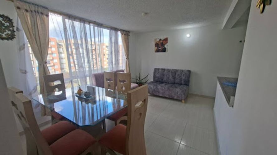 Apartamento de 3 alcobas en arriendo en Hacienda Casablanca La Herreria, Madrid, 64 m² · foto 2 de 10