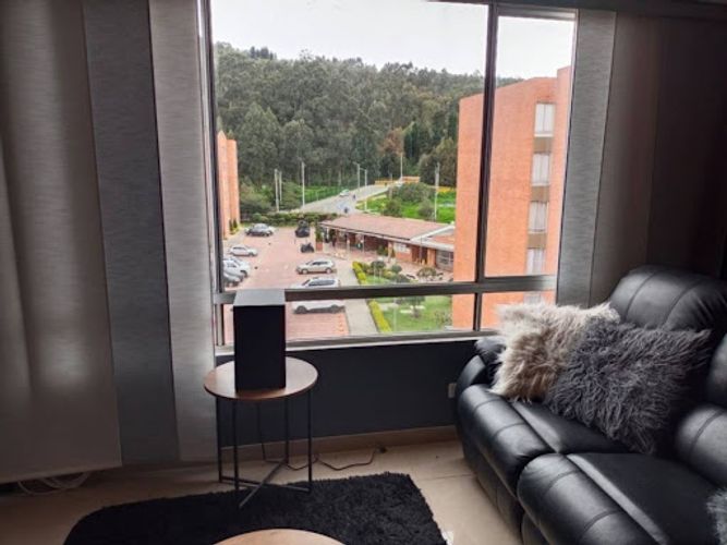 Apartamento de 3 alcobas en arriendo en Hacienda Casablanca La Herreria, Madrid, 64 m² · foto 3 de 9
