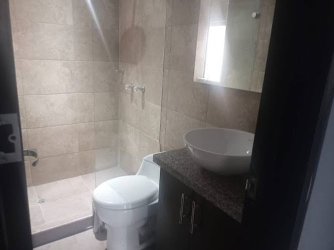 Apartamento de 3 alcobas en arriendo en Hacienda Casablanca La Herreria, Madrid, 64 m² · foto 8 de 9