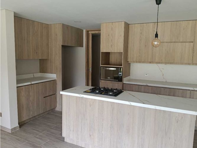 Casa de 3 alcobas en venta en Puente Pelaez, El Retiro, 238 m² · foto 8 de 24