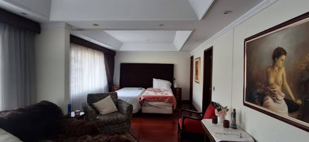 Casa en venta en Santa Barbara Occidental, Bogotá · foto 12 de 24