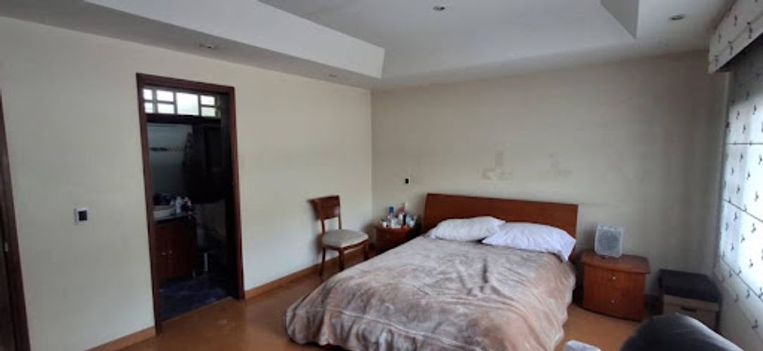 Casa en venta en Santa Barbara Occidental, Bogotá · foto 14 de 24