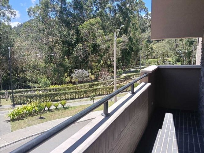 Casa de 3 alcobas en venta en Puente Pelaez, El Retiro, 238 m² · foto 20 de 24