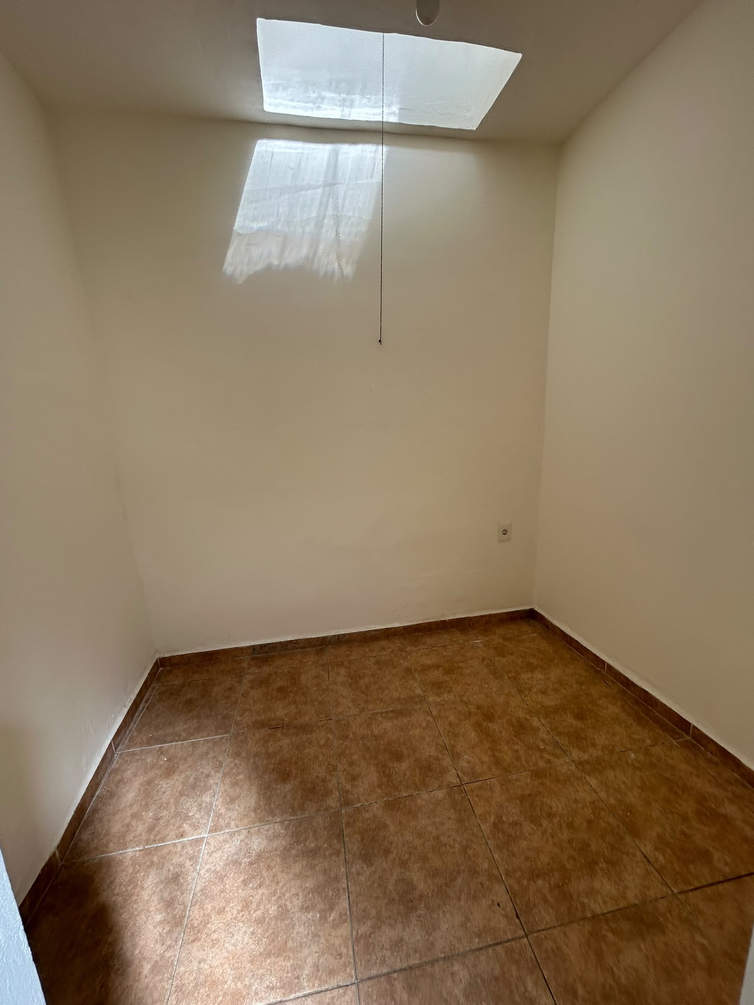 Alquiler apartamento 2 dormitorios patio La Comercial · Foto 9