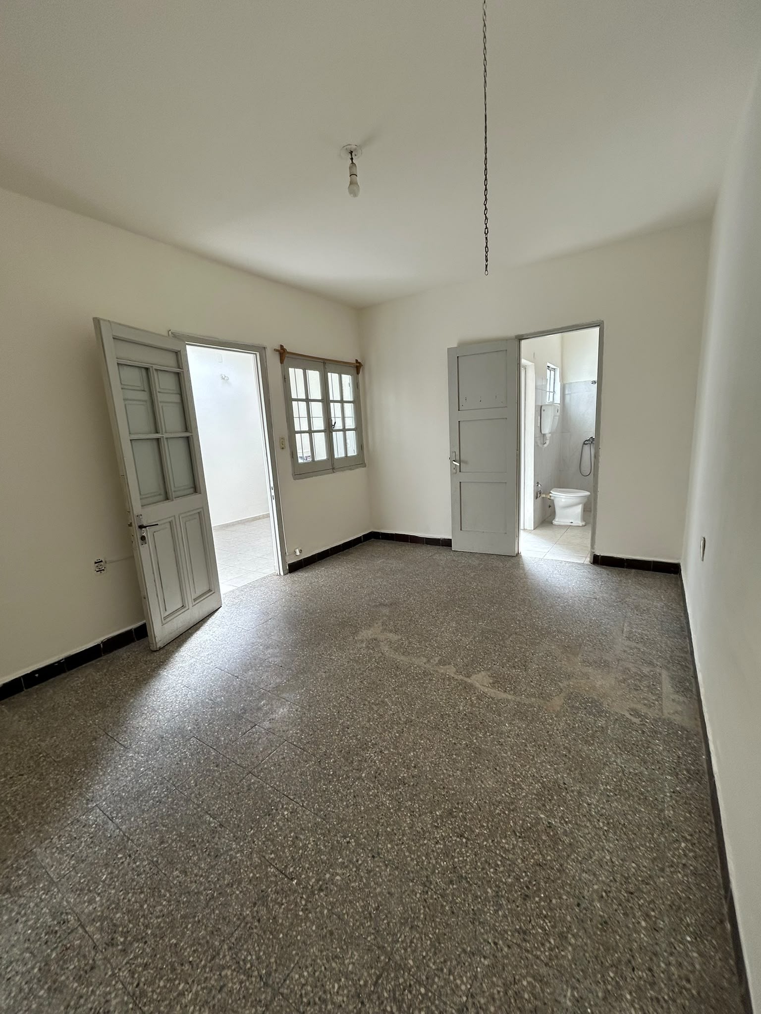 Alquiler apartamento 2 dormitorios patio La Comercial · Foto 11