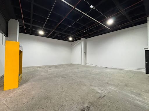Local en arriendo en Suramérica, Itagüí, 148 m² · foto 6 de 8