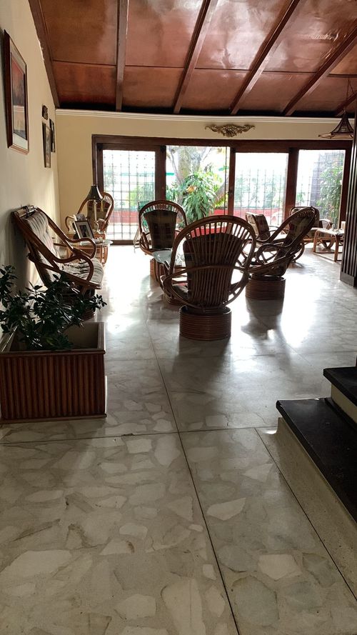 Casa de 5 alcobas en venta en Altos Del Prado, Barranquilla, 385 m² · foto 2 de 9