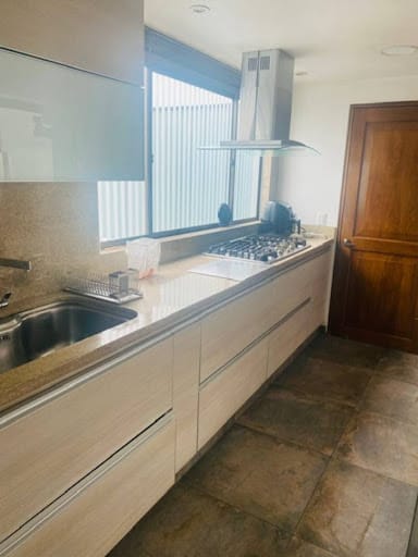 Apartamento de 3 alcobas en venta en Rincon Del Chico, Bogotá, 236 m² · foto 22 de 23