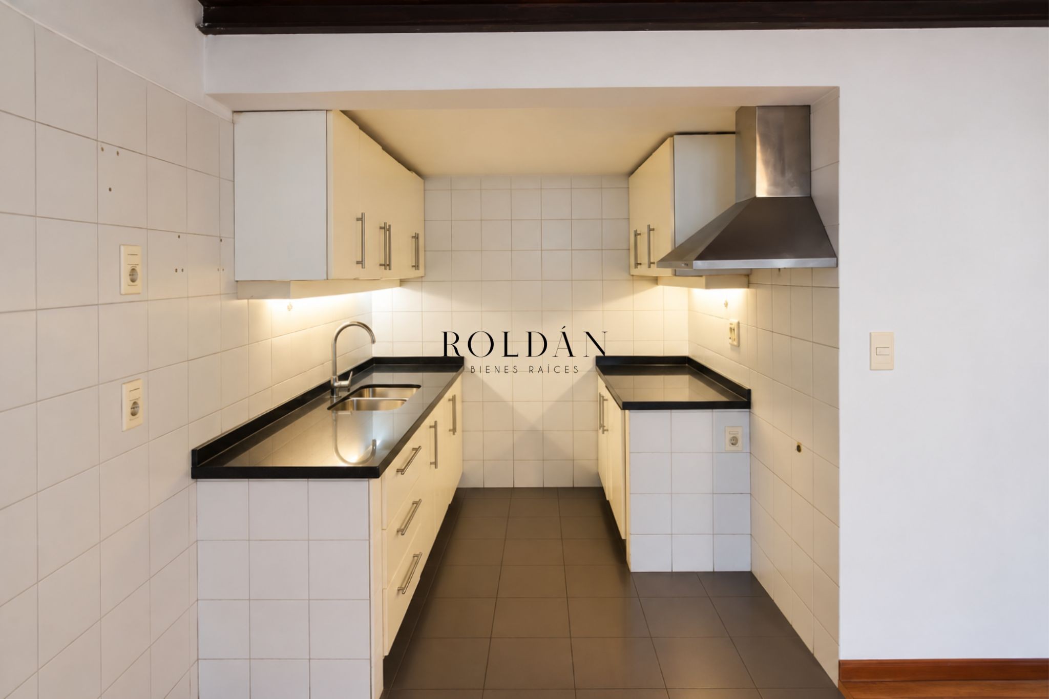 Apartamento Alquiler Parque Rodo 1 Dormitorio Dúplex Azotea Sobre Avenida Gonzalo Ramirez · Foto 9