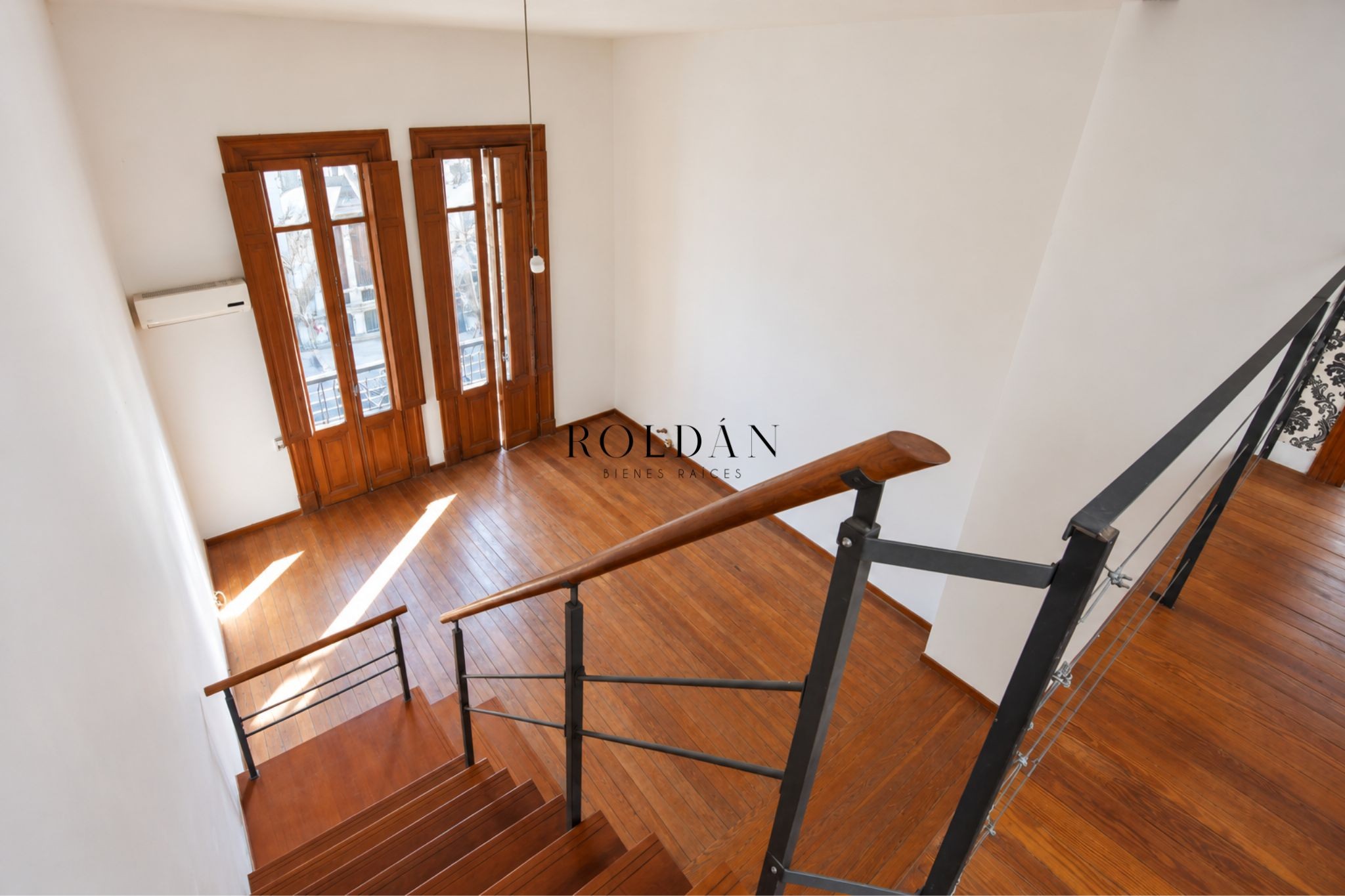Apartamento Alquiler Parque Rodo 1 Dormitorio Dúplex Azotea Sobre Avenida Gonzalo Ramirez · Foto 11
