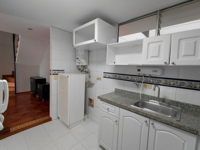 Apartamento de 3 alcobas en venta en Chico Norte, Bogotá, 101 m² · foto 6 de 24