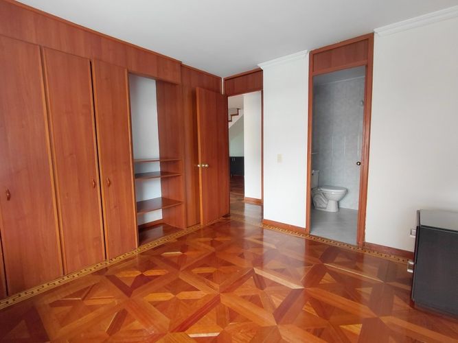 Apartamento de 3 alcobas en venta en Chico Norte, Bogotá, 101 m² · foto 10 de 24