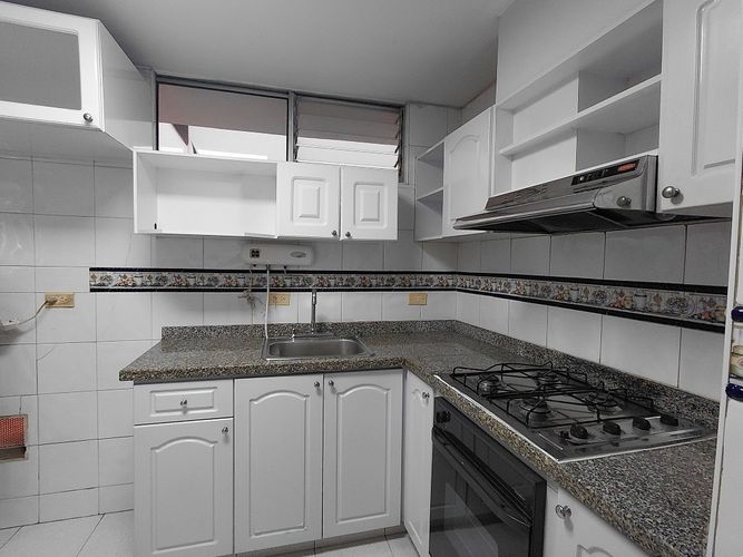 Apartamento de 3 alcobas en venta en Chico Norte, Bogotá, 101 m² · foto 5 de 24