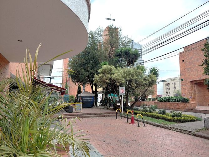Apartamento de 3 alcobas en venta en Chico Norte, Bogotá, 101 m² · foto 21 de 24