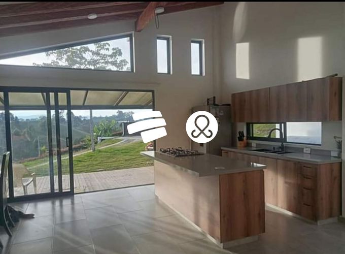 Casa de 3 alcobas en venta en El Carmen De Viboral, El Carmen de Viboral, 1700 m² · foto 11 de 23