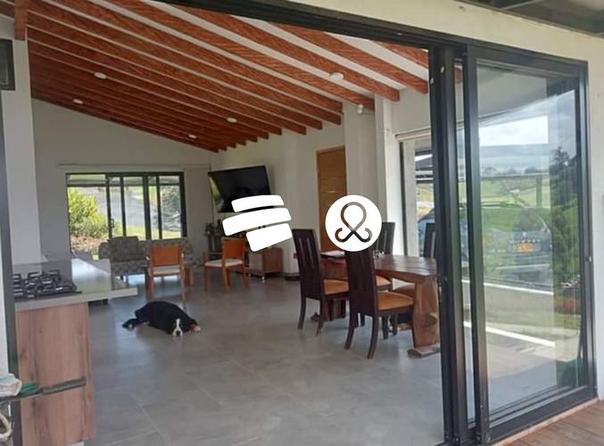 Casa de 3 alcobas en venta en El Carmen De Viboral, El Carmen de Viboral, 1700 m² · foto 15 de 23