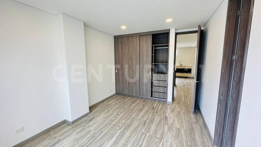 Apartamento en venta en Niza, Bogotá · foto 6 de 18