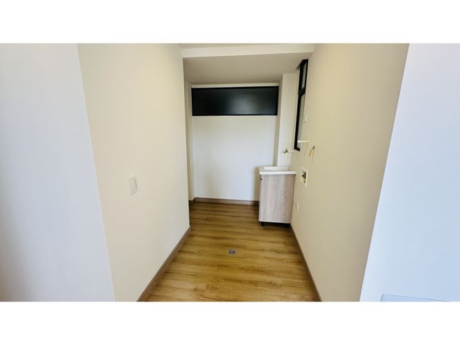 Apartamento de 2 alcobas en venta en La Ceja, 66 m² · foto 7 de 16