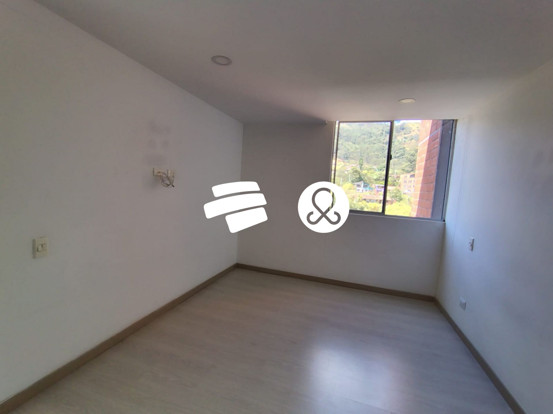 Apartamento en venta en Zona Centro, Envigado · foto 6 de 17
