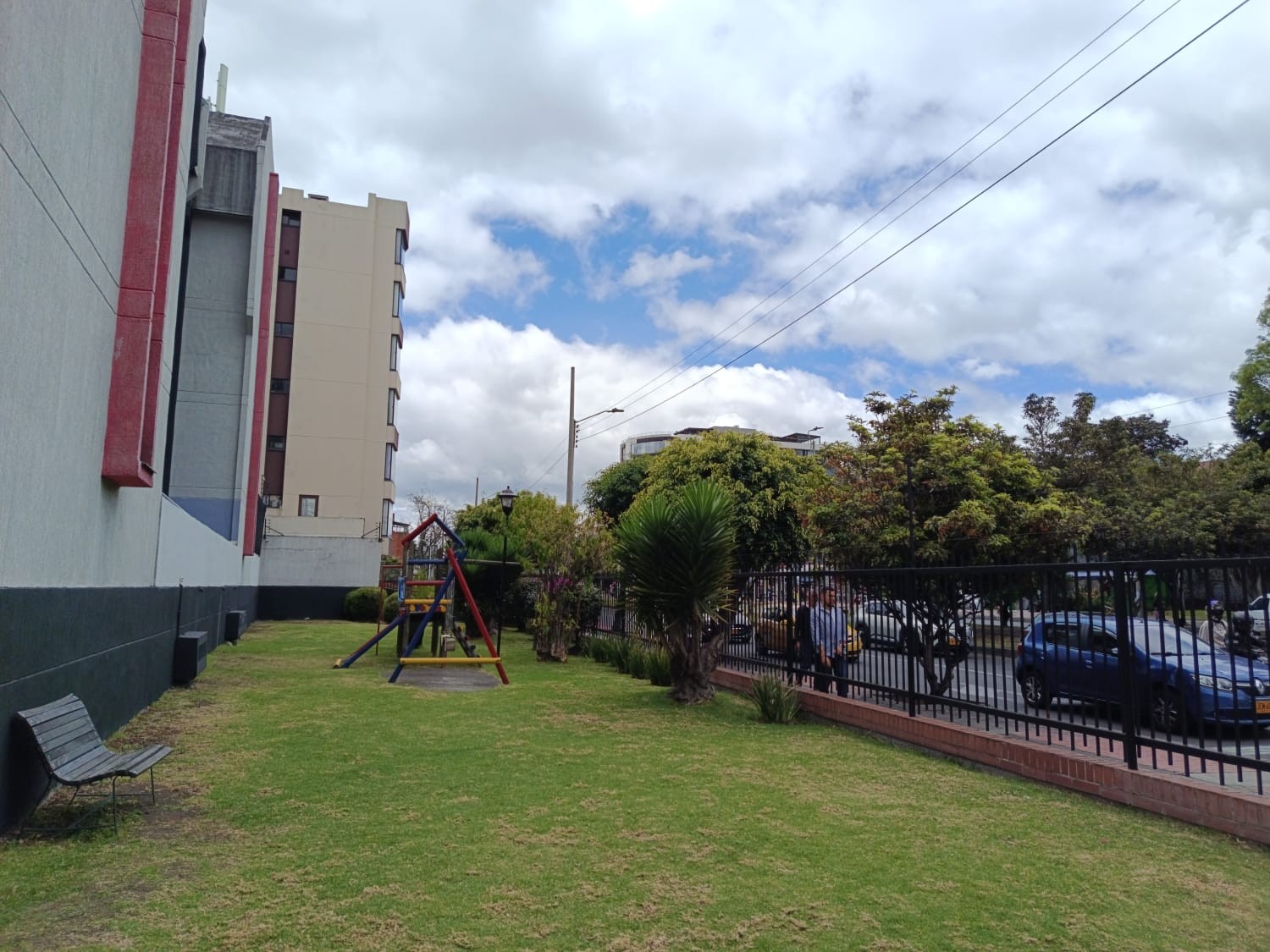 Apartamento en venta en Cedritos, Bogotá · foto 3 de 18