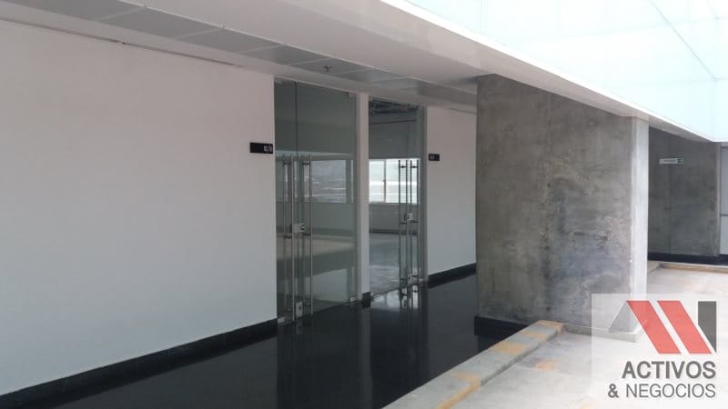 Oficina en venta en Manila, Medellín, 85 m² · foto 2 de 16