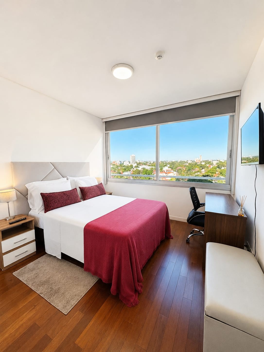 ALQUILO DEPTO DE UN DORMITORIO AMOBLADO EN EDIFICIO SKAY TOWER SANTA TERESA — foto 3
