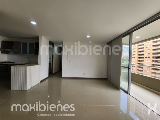 Apartamento de 2 alcobas en arriendo en Villa Carlota, Medellín, 85 m² · foto 4 de 19