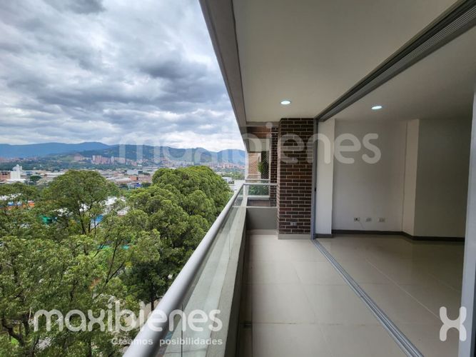 Apartamento de 2 alcobas en arriendo en Villa Carlota, Medellín, 85 m² · foto 7 de 19