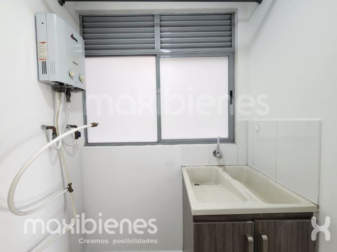 Apartamento de 2 alcobas en arriendo en Villa Carlota, Medellín, 85 m² · foto 18 de 19
